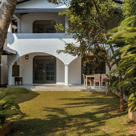 Villa Republic, Bentota Алутгама Екстериор снимка